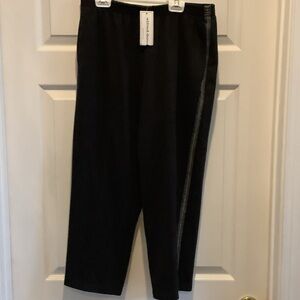 Alfred Dunner Black‎ Capris with Gray Stripe